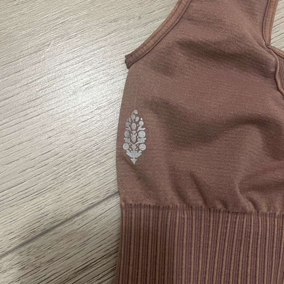 NWOT Good Karma Square Neck Sports Bra - Picture 4 of 6